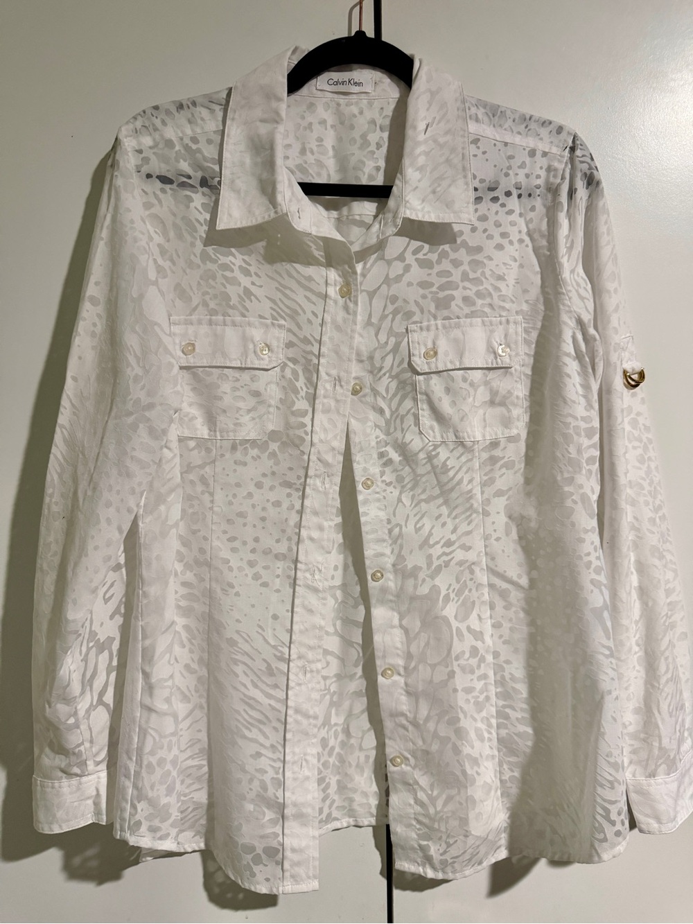 Calvin Klein White Long Sleeve Button-Front Shirt with Subtle Animal Jacquard